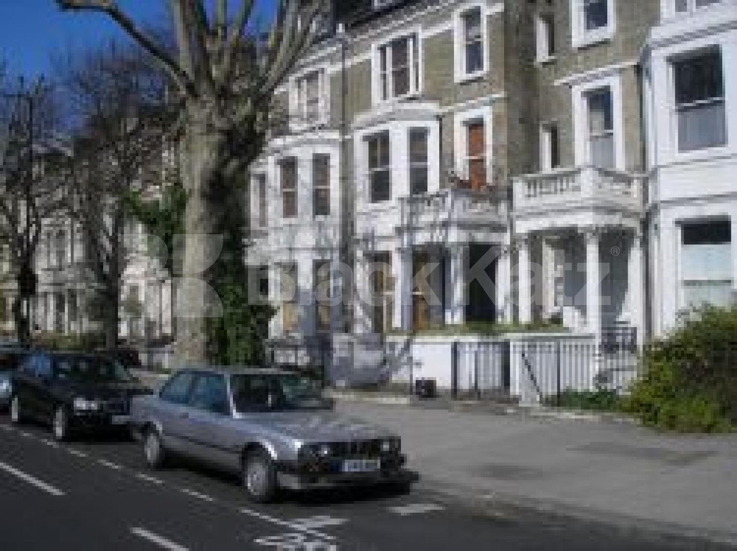 			1 Bedroom, 1 bath, 1 reception Flat			 Sutherland Avenue, MAIDA VALE W9